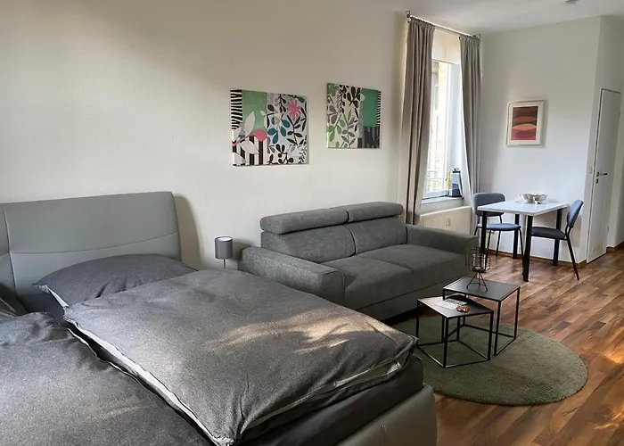 公寓 Zentrale Mit Balkon In